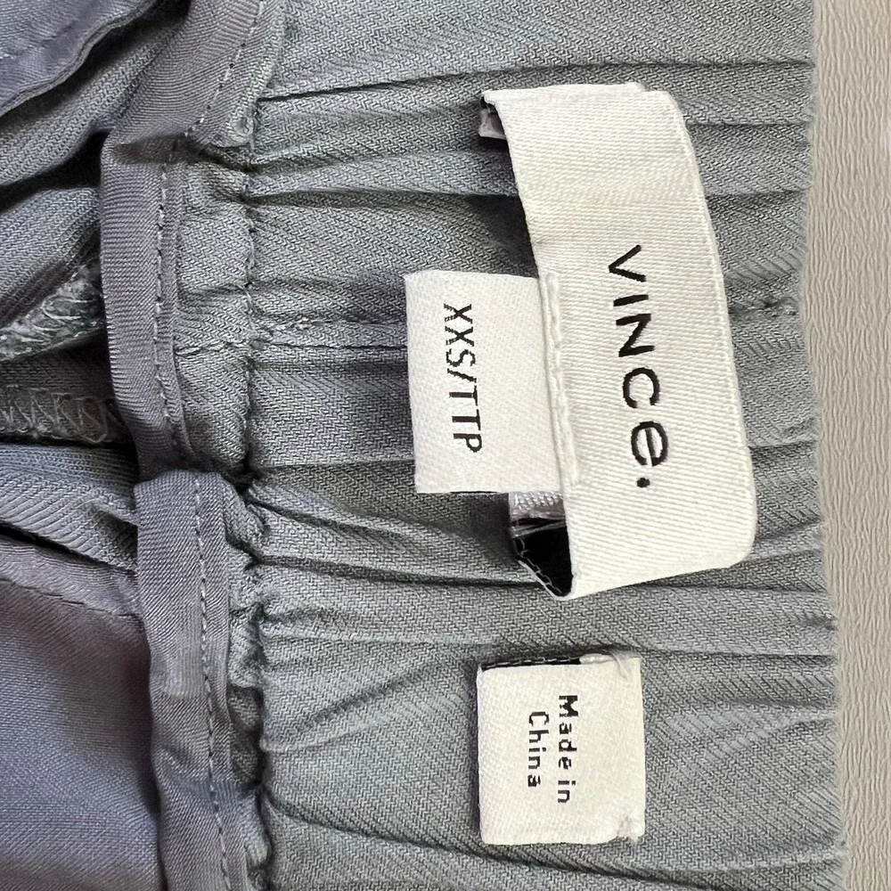 Vince MidRise Pleated Straight Pants in Gray Sz XXS Material Tag Missing Minimal - Picture 3 of 3